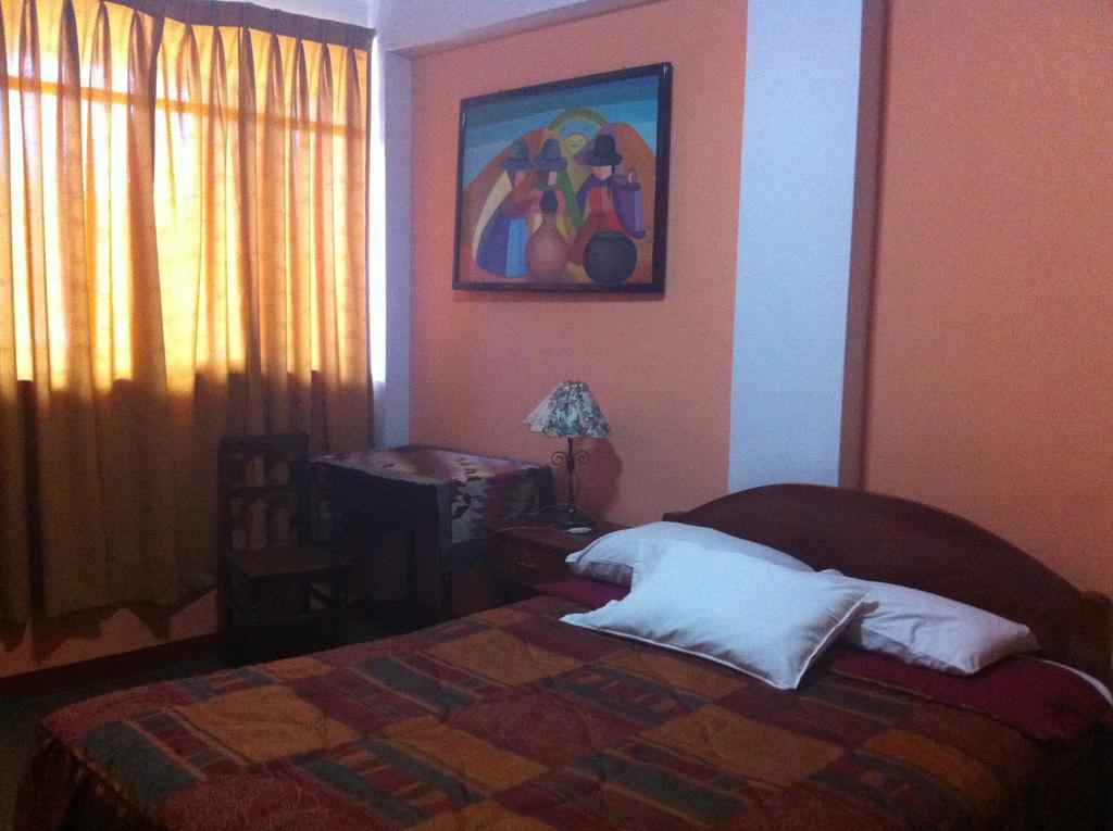 Hostal Tres Mascaras Аякучо Екстер'єр фото
